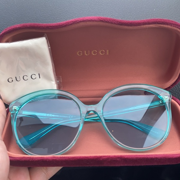 Gucci Woman’s Sunglasses GG0257S 003 Light Blue Blue Lens Round - Picture 2 of 3